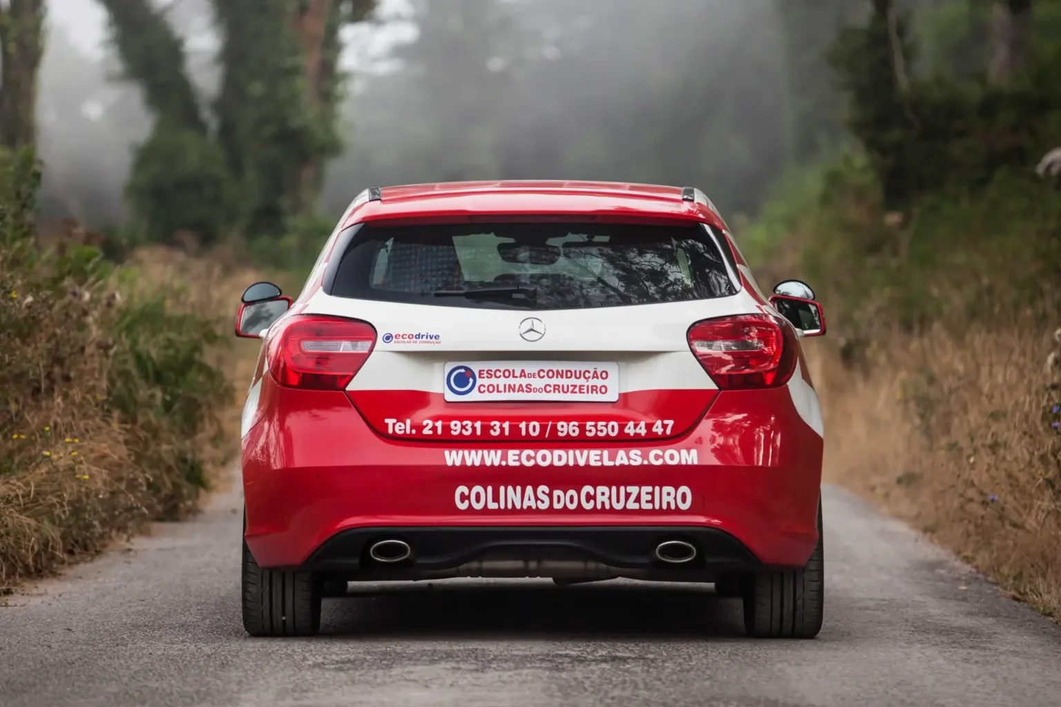 colinas-carro-mercedes