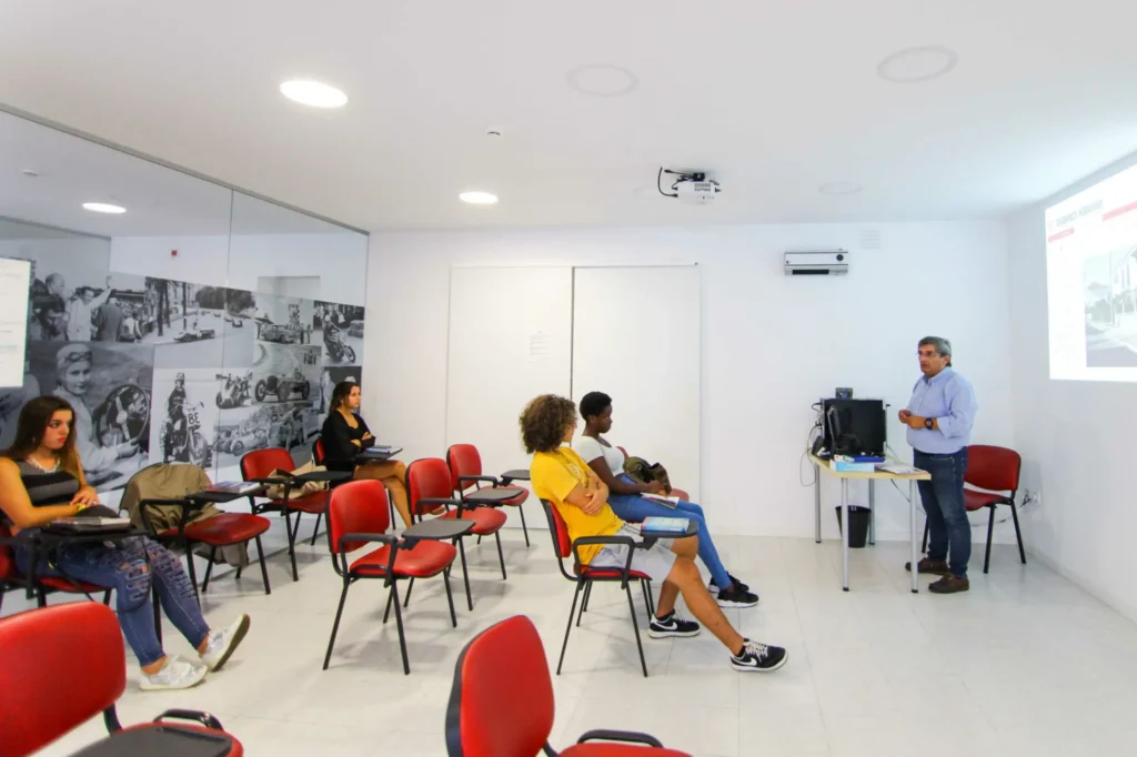 ecodrive-casal-de-cambra-sala-aula